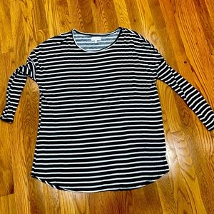 MudPie. Small/Medium tunic